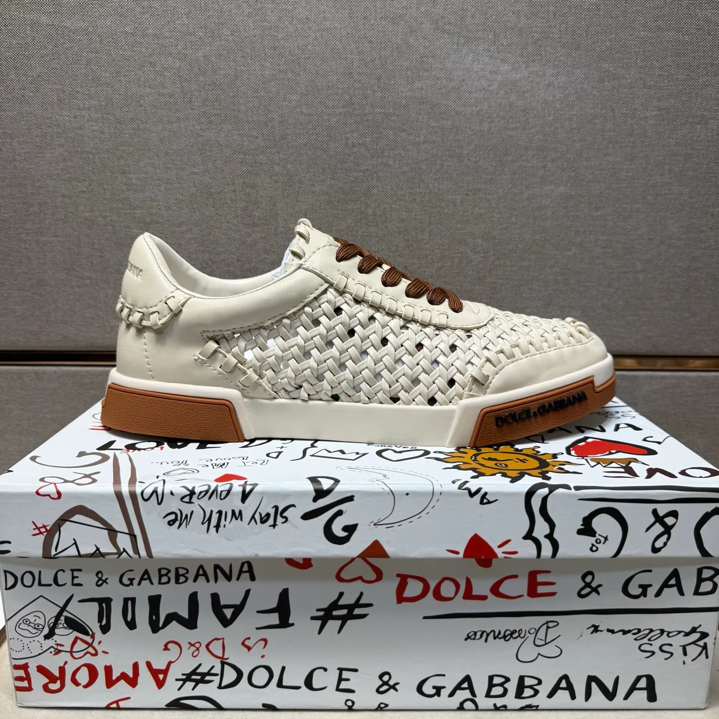 ⬛️Men's shoes 💰p442【DG～】Men's casual shoes 2025z cabinet sales simultaneously 🔶Size: 38-44 #️⃣ 🔷3 colors🔜The upper is made of multi-material splicing ➕Genuine leather lining, comfortable and breathable, sole: original comfortable and wear-resistant outsole, ⚠️real thing📱photographed🎬real thing is better📢📢📢